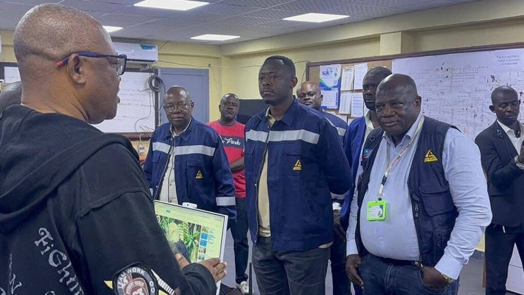 IMG-20251225-WA0157-1024x576 Kinshasa : Teddy Lwamba Muba DG de la SNEL S.A, en première ligne pour stabiliser la lumière de la capitale