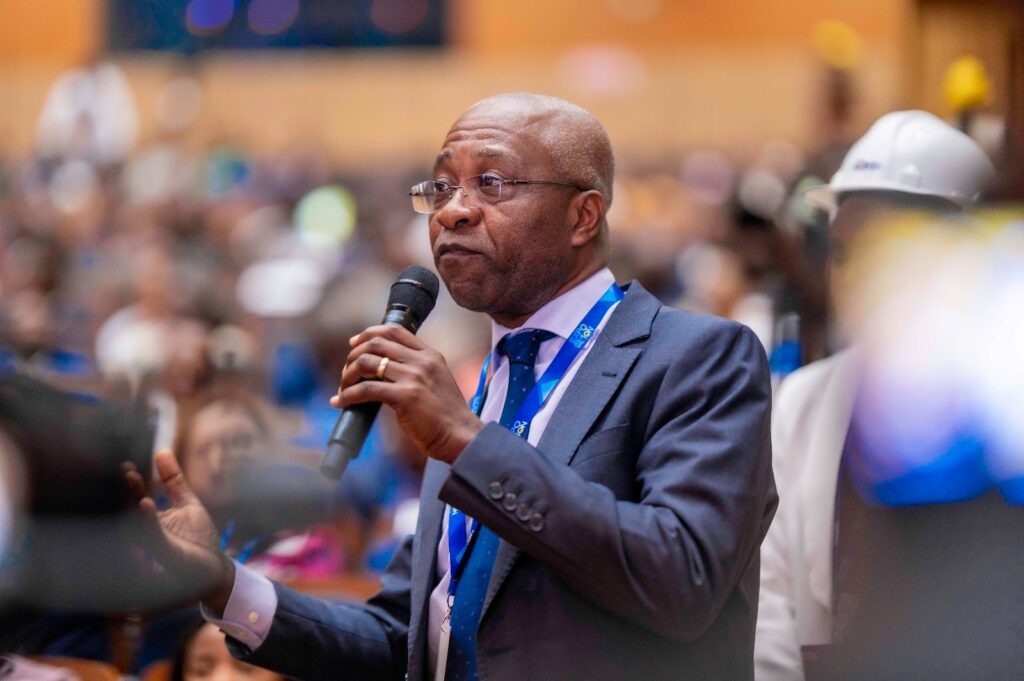 G240kPUXYAA8RSD-1024x681 Auguy Bolanda Menga, l’architecte discret de l’industrialisation congolaise