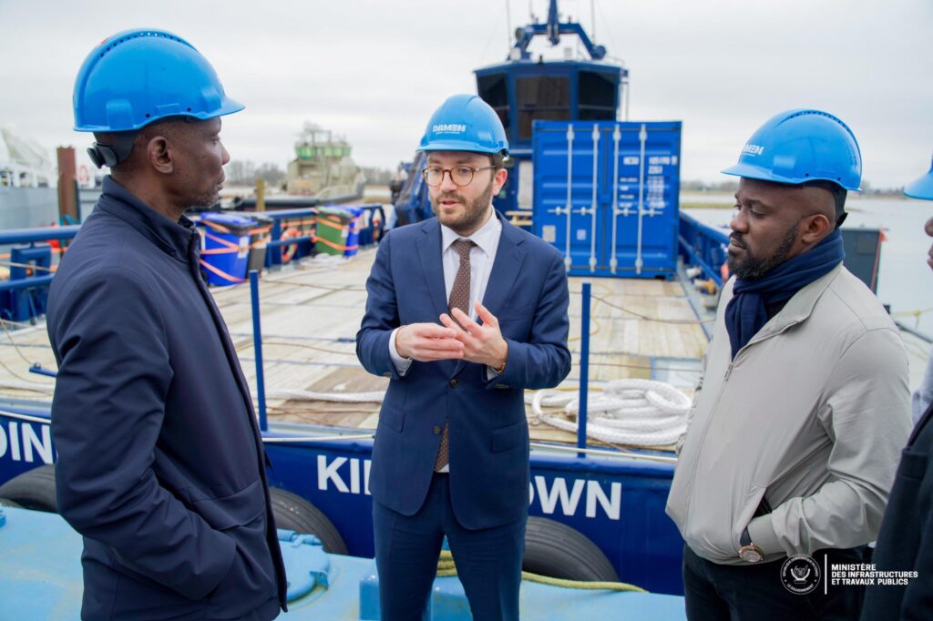 HBD17UOXoAEZ3Dg-1024x682 John Banza Lunda renforce la coopération avec Damen pour des infrastructures modernes en RDC