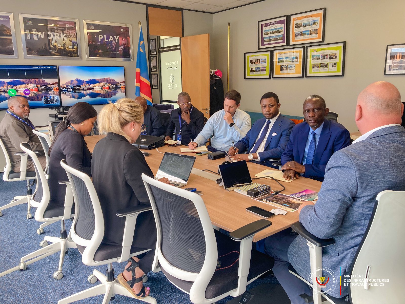 HCASC2QX0AA8Wkc Cape Town : John Banza Lunda s’inspire de modèle Sud-Africain pour moderniser la RDC