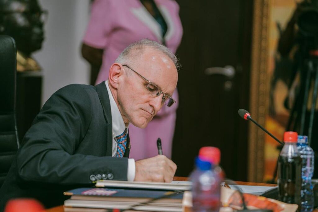 HCGoceRXkAA2f_I-1024x682 Santé : RDC et États-Unis s’allient pour un partenariat historique de 1,2 milliard de dollars